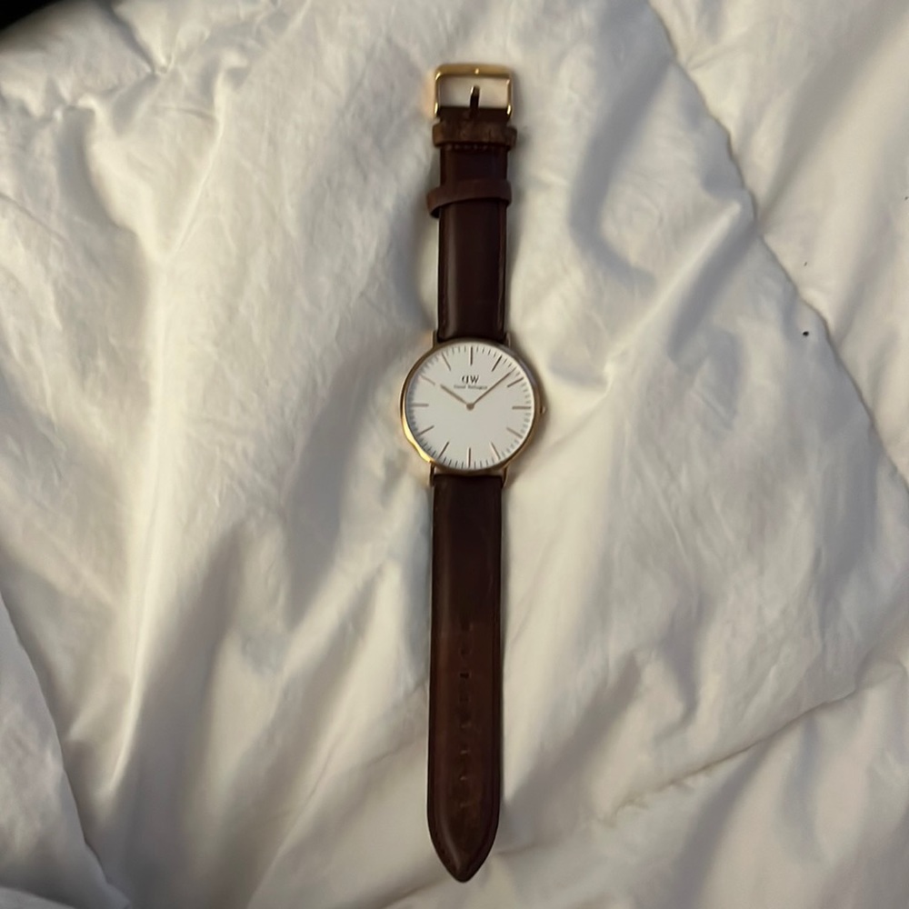 Daniel Wellington Leather Watch
